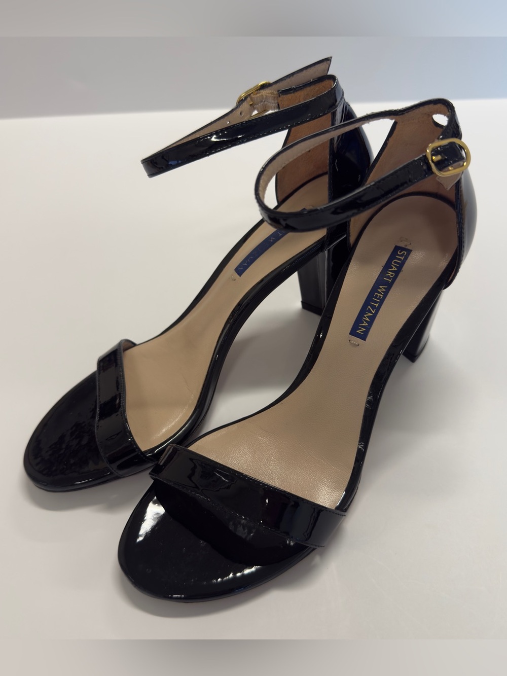 Stuart Weitzman Nearlynude Black Patent Leather Block Heel Sandals Sz 8